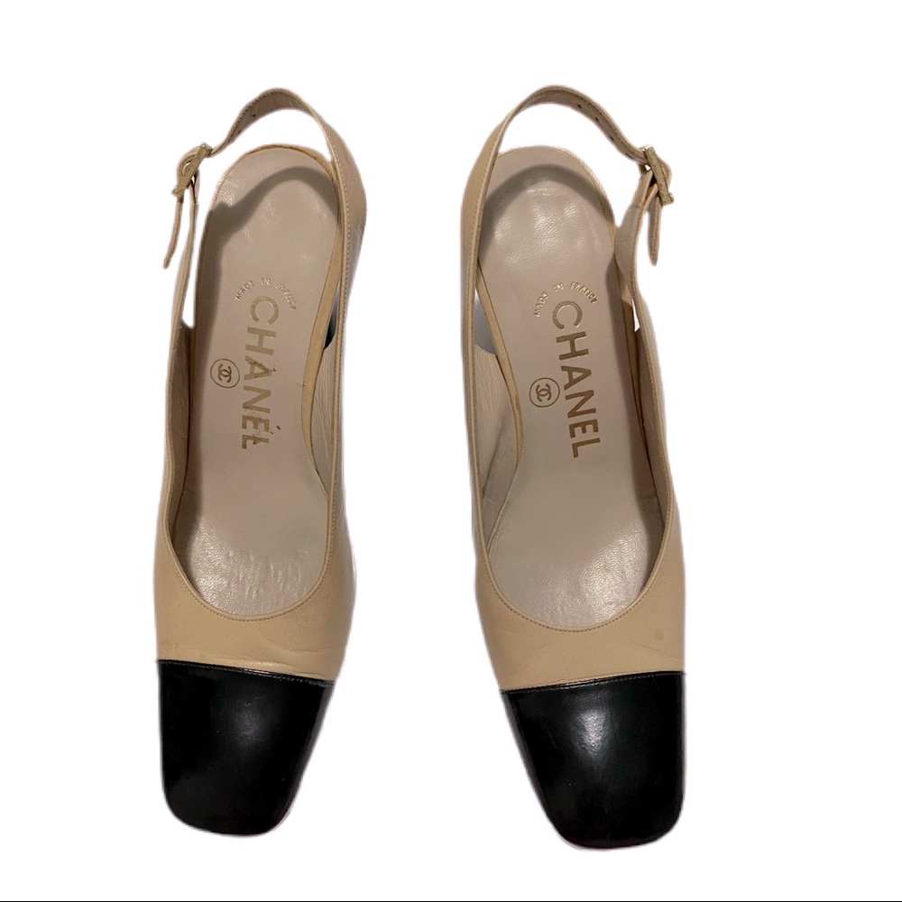 CHANEL Tan/Black Vintage Classic slingback Shoes